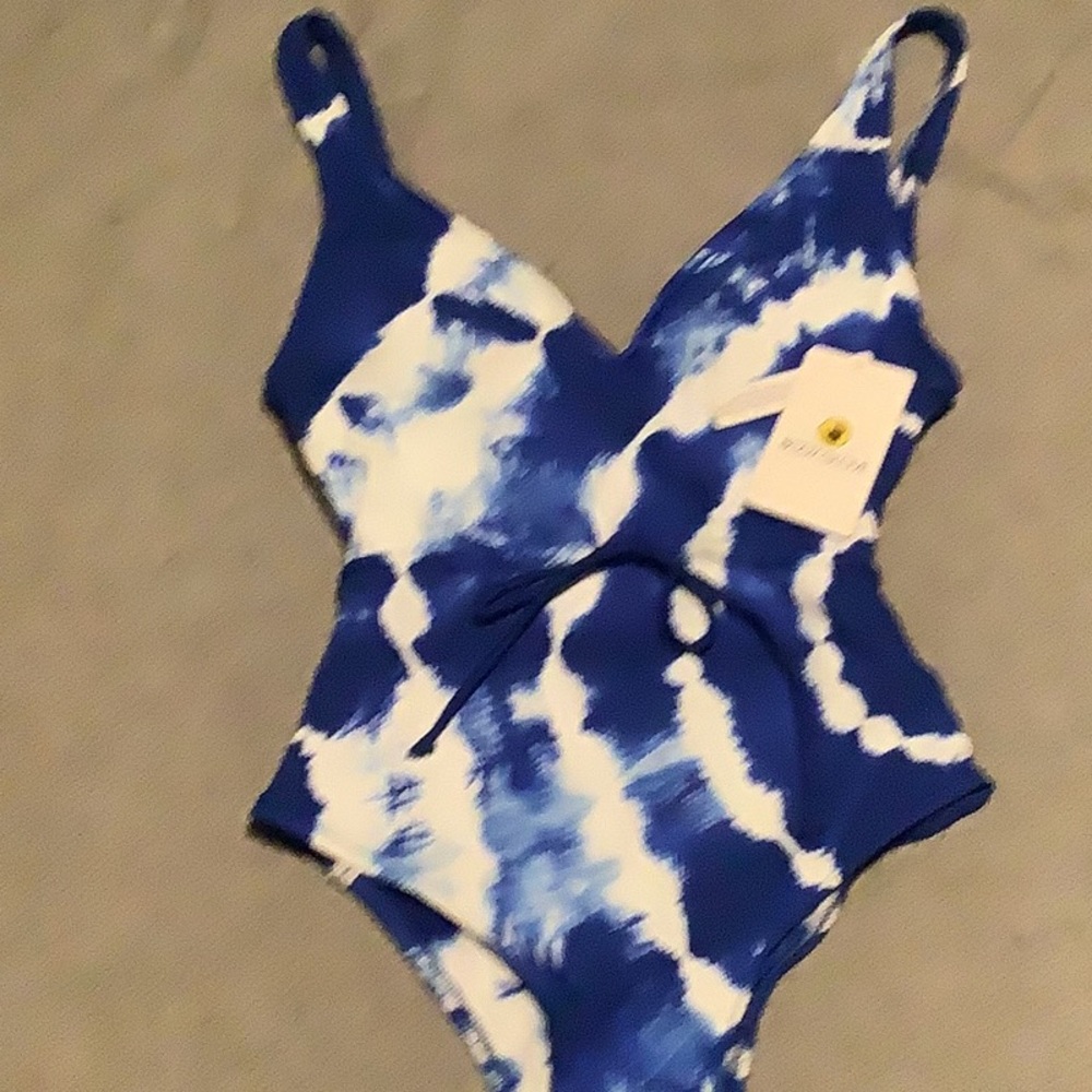 BODY GLOVE Swimsuit - Picture 4 of 4